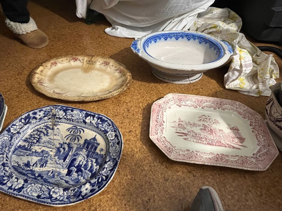 Vários Pratos antigos
