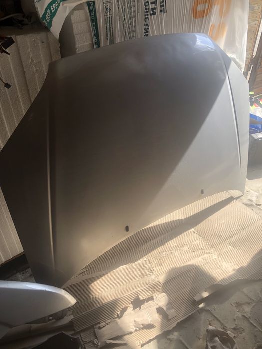 Капот FORD FOCUS ZX4 2007 американець