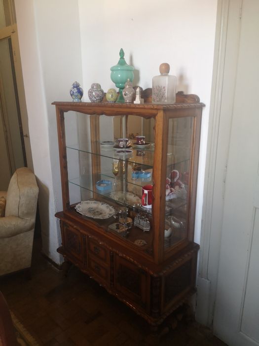 Louceiros e cristaleiras