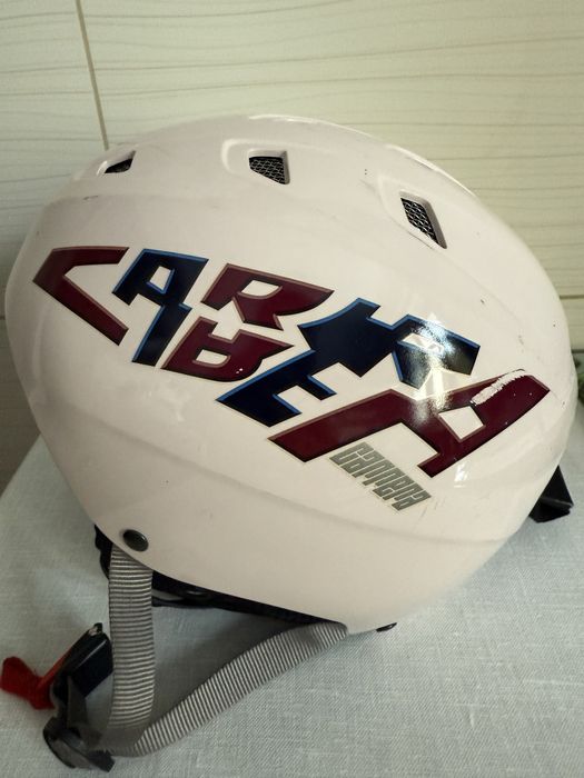 Sprzedam kask narciarski damski Carrera