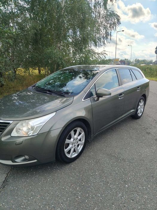 Toyota Avensis 2,0 D T27