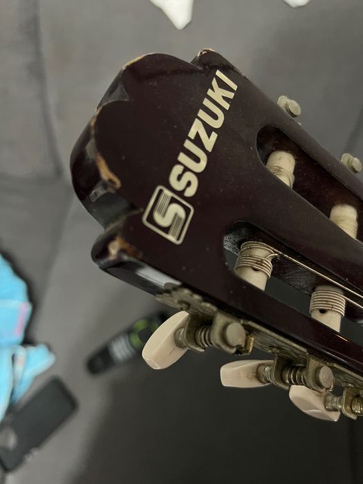 Violao em bom estado