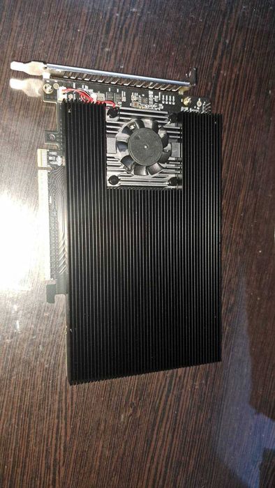 PCIe-карты расширения Feiniu M.2 plx8747 с четырьмя отсеками NMVE с радиатором