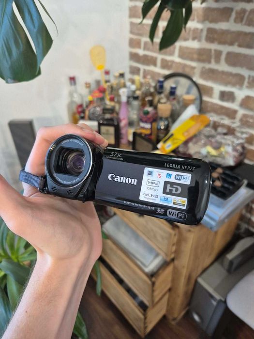 Canon LEGRIA HF R77 | bateria + ładowarka | w pełni sprawna
