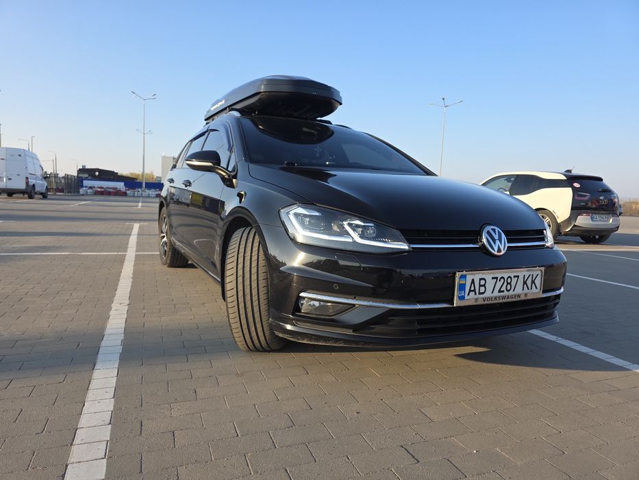 Продам фольцваген голф 7.