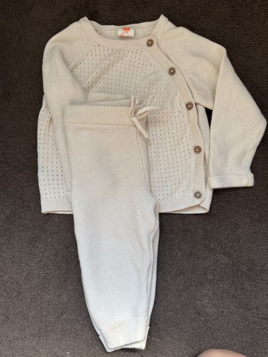 Костюм для дівчинки 6-9 міс(74 см)