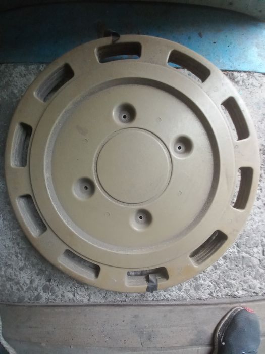 Продам Четыре колпока. на Маз