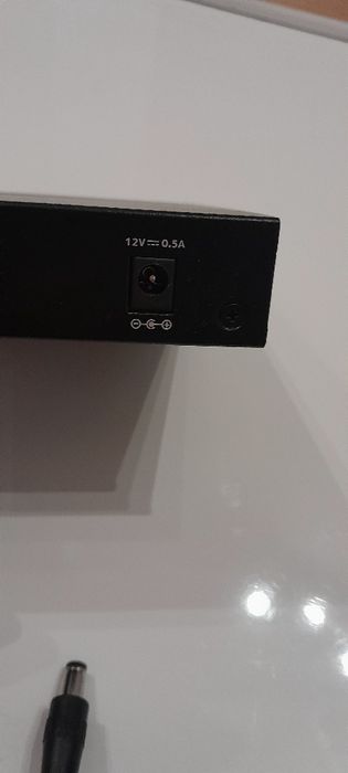 Switch de red marca Netgear64740607659523123