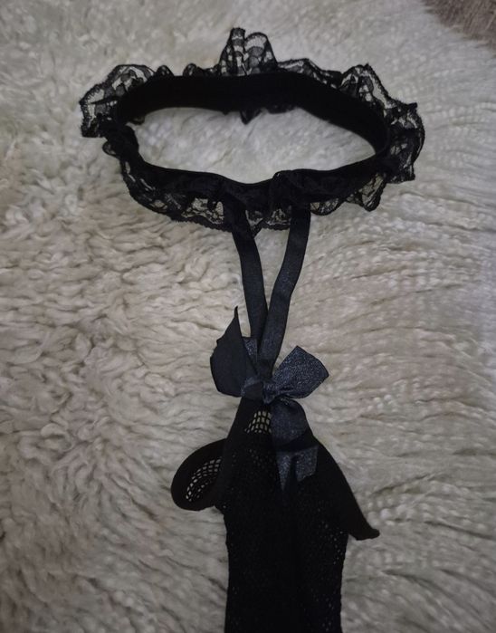 Красивая сетка. Подвязки с чулочками