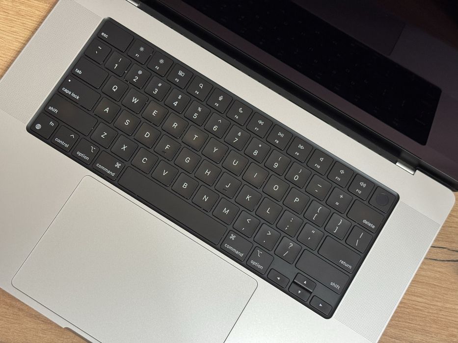 93% АКБ Apple MacBook Pro 16” M1 Pro 2021 32 / 512 ГБ Гарантія 30 днів #256