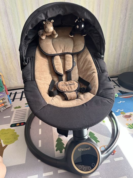 Заколисуючий центр 2в1 Kidwell Reve