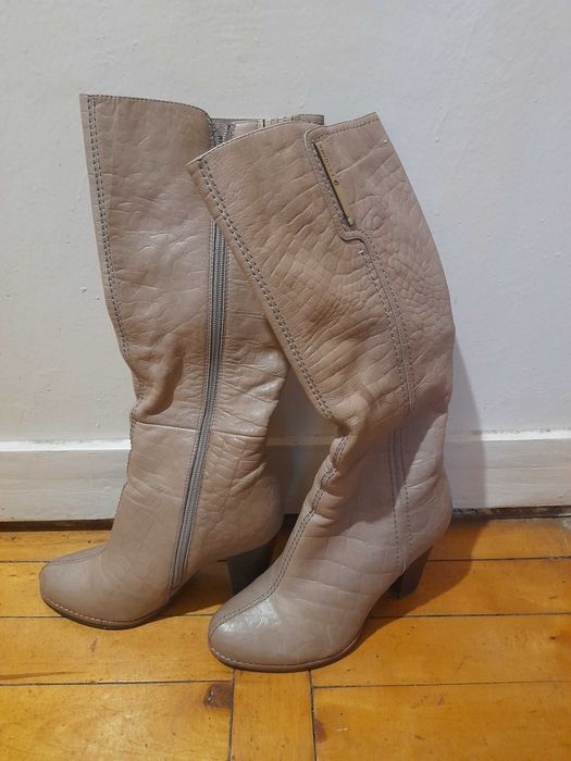 Чобітки жіночі 36