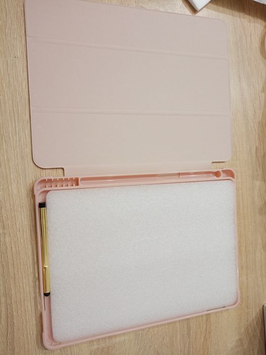 Etui na tablet iPad 10.2/10.5