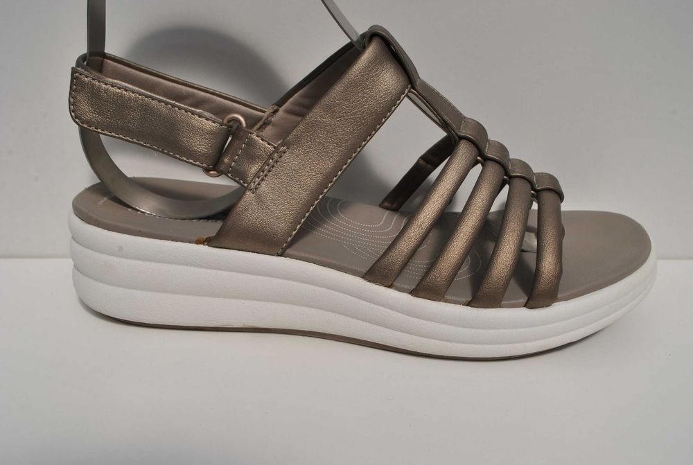 Komfortowe sandały Clarks