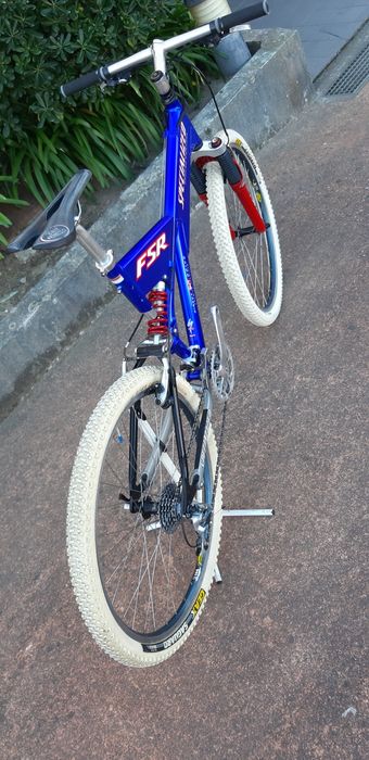 Bicicleta clássica BTT SPECIALIZED FSR