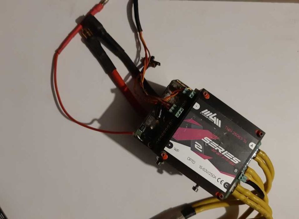 Rc modelismo hpi baja losi savage traxxas lipos controlador mgm mamba