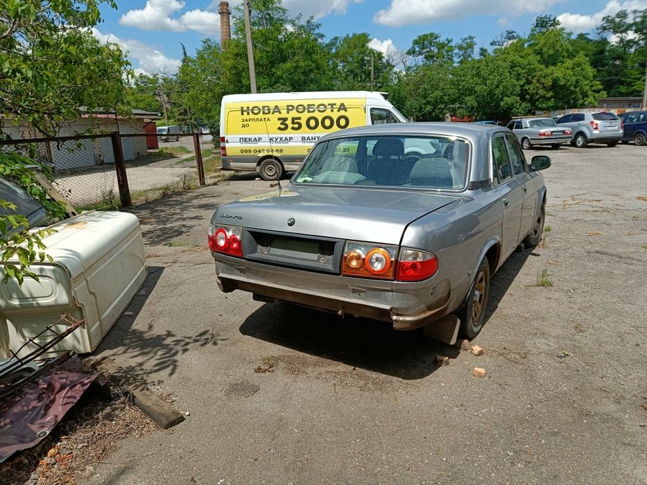 Автомобіль ГАЗ 31105