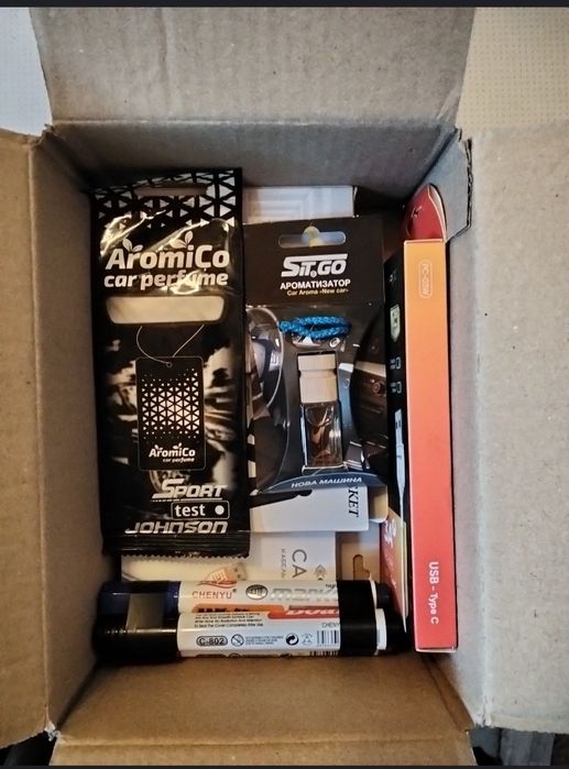 Набор аксессуаров для авто и телефона срочно