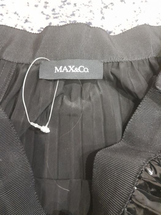 MAX&Co спідниця, плісірована, міді,вініл, розмір м