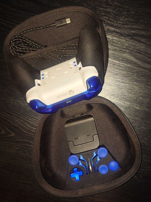Безпровідний геймпад для PC і Xbox Elite Series 2 Core White Blue Red