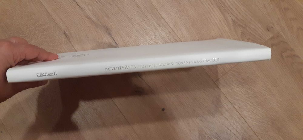 Livro Bial 90 anos, 90 poemas, 90 ilustrações. Edição limitada.