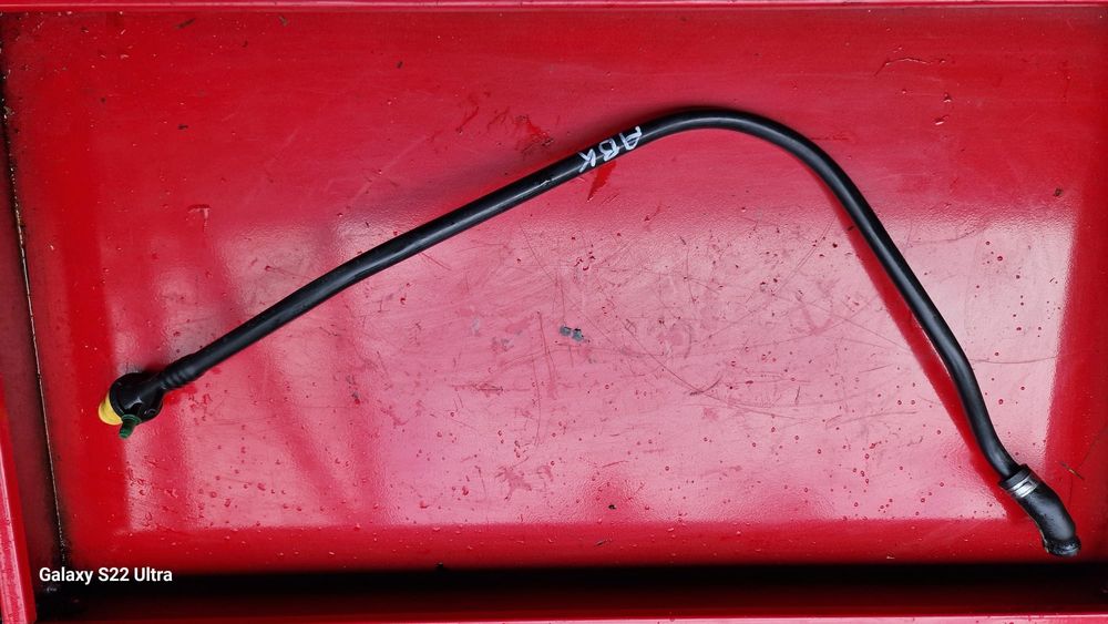 Wąż Przewód Rurka Podciśnienia Serwa Audi 80 B4