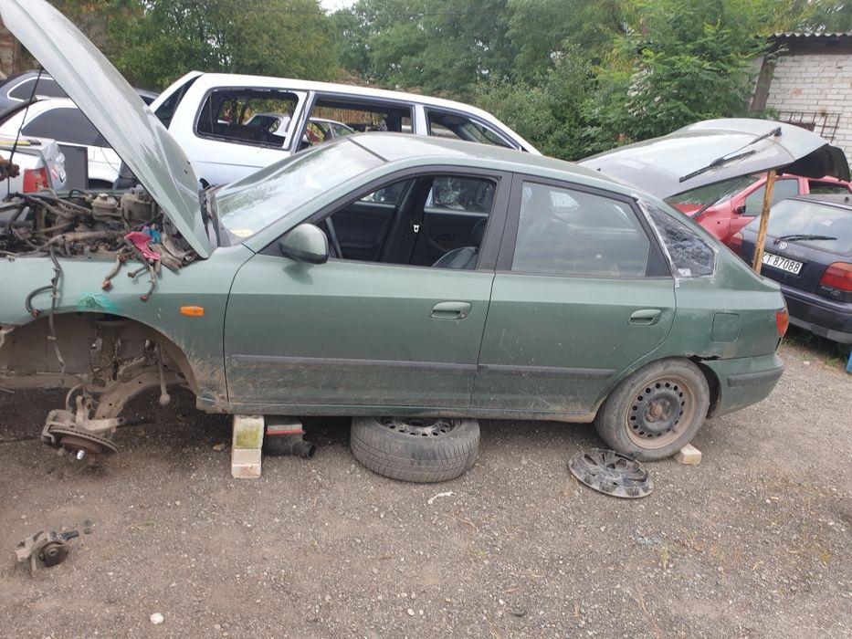 Двери дверь стекло Hyundai Elantra 00-05г 2.0 crdi D4EA