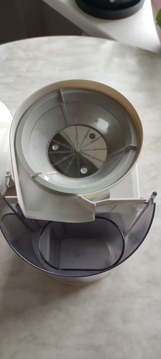 Продам соковижималку / соковичавницю / соковыжималку Braun 4290