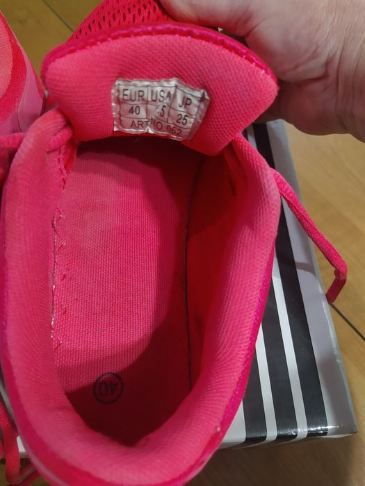 Летние красовки малиновые