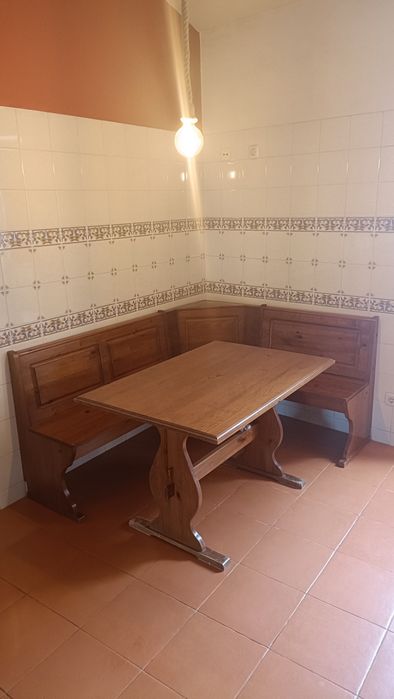 Canto Alemão em Madeira Maciça + Mesa – Rústico