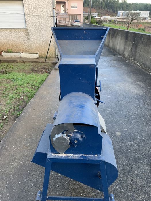 Debioladeira. Eletrica  usada