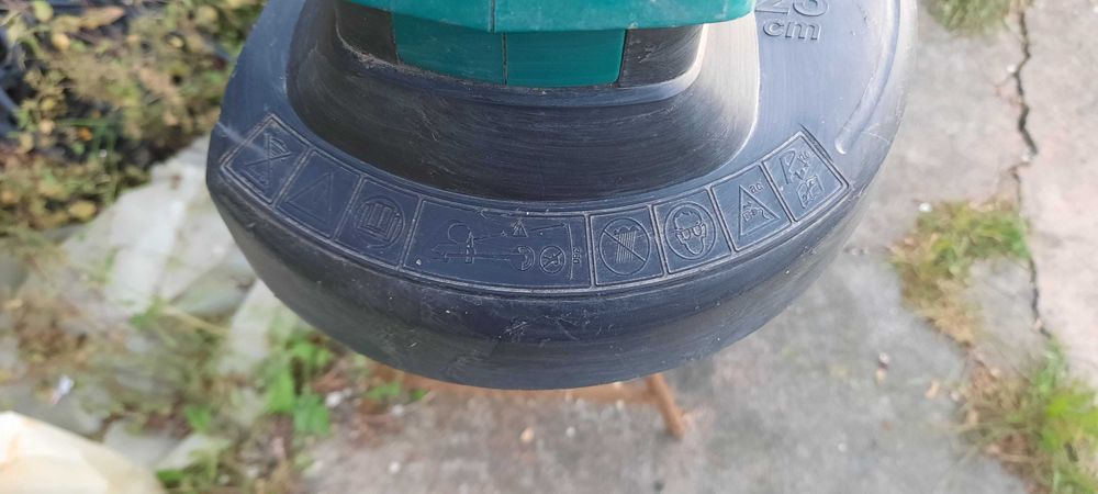 Vende-se corta relva elétrico Bosch