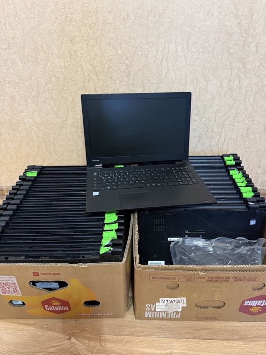 Лот ноутбуків toshiba , ноутбуки оптом . Гурт ноутів ноутбуки дешево