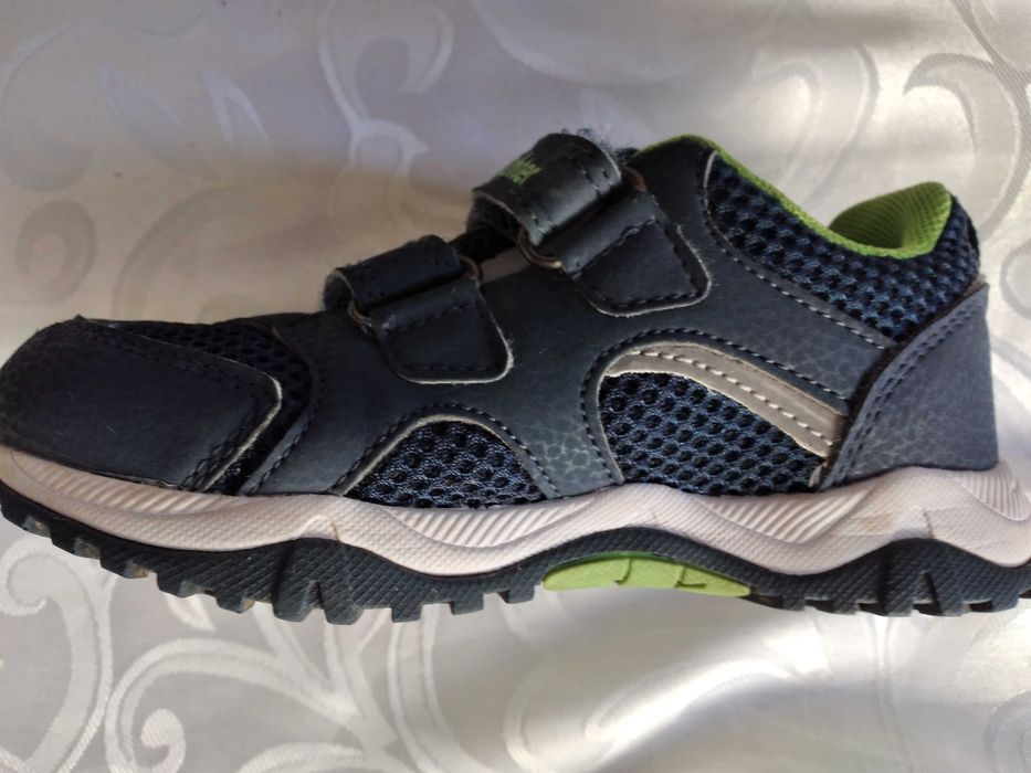 Richter BUTY SPORTOWE dziecięce R28 oddychające