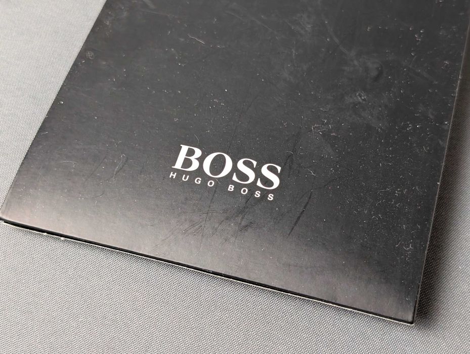 Нова краватка HUGO BOSS італійський шовк з бірками та коробкою (Made in Italy)