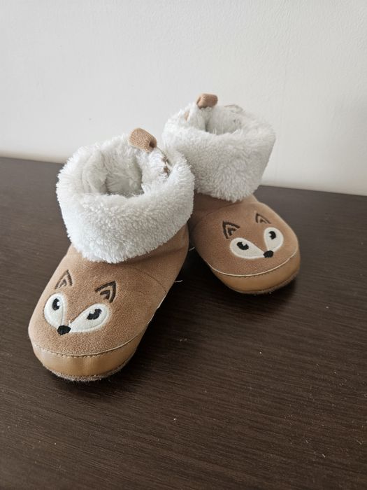 Buciki- niechodki firmy SMYK