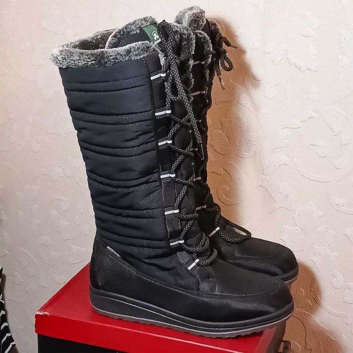 Стильные и теплые зимние сапоги Kamik. Верх из водонепроницаемой ткани