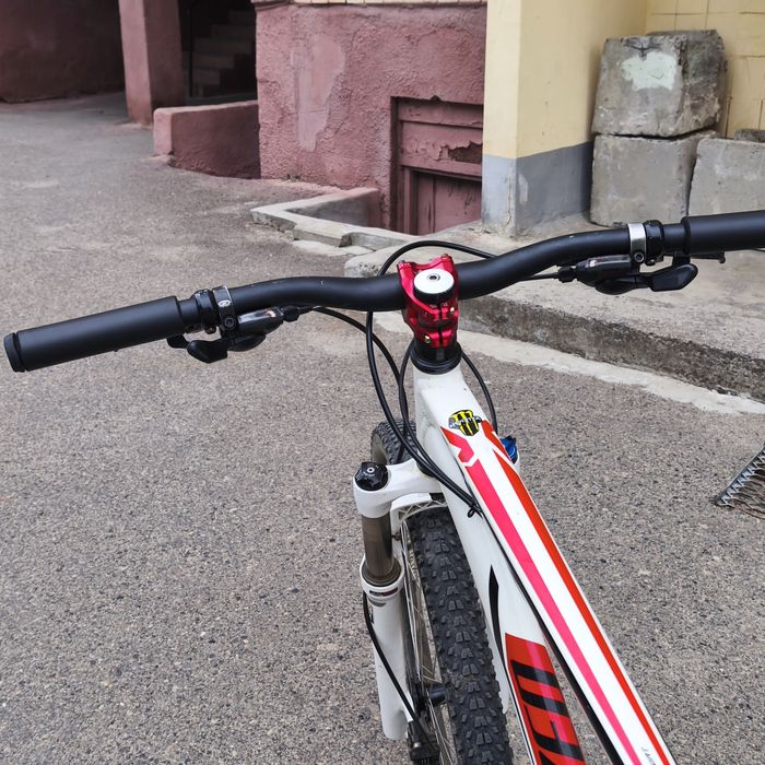 СТАН ІДЕАЛЬНИЙ ТЕРМІНОВО Specialized hardrock rockshox xc30 29 Tektro