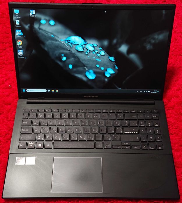 Asus Vivobook/15,6" IPS FHD/Ryzen 3 7320u/DDR5 8GB/SSD 256GB/бат. 6ч