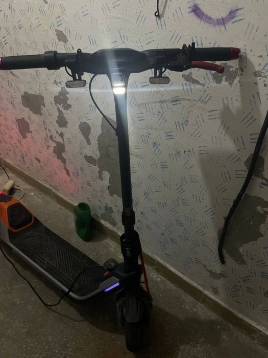 електросамокат Ninebot Segway P65