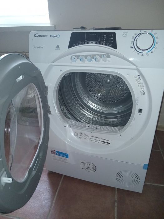 Сушильна машина Candy ROE H8A2TCEX-S