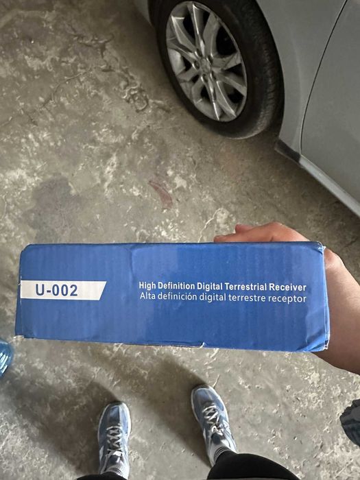ТВ-тюнер U-002 DVB-T2 з Wi-Fi та USB