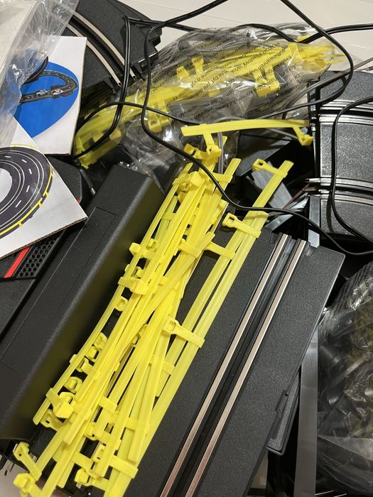 Duas pistas de carros nova!!