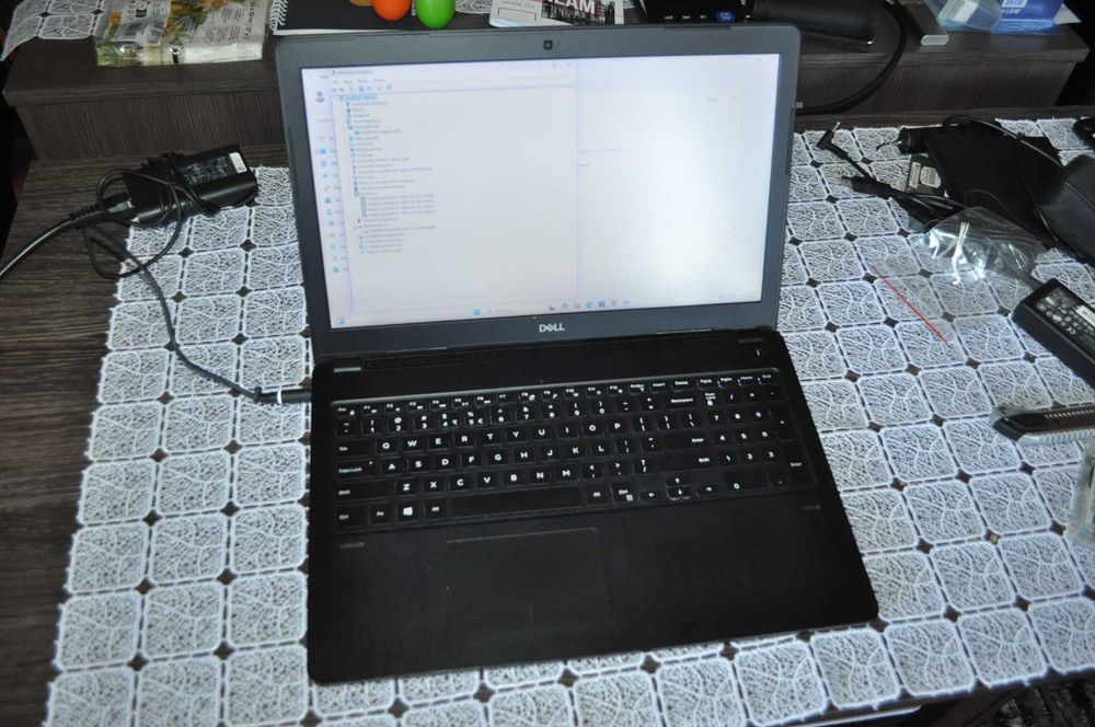 Laptop Dell Latitude 3580 Intel Core i5-7200U 8GB RAM 256GB SSD Windows 11
