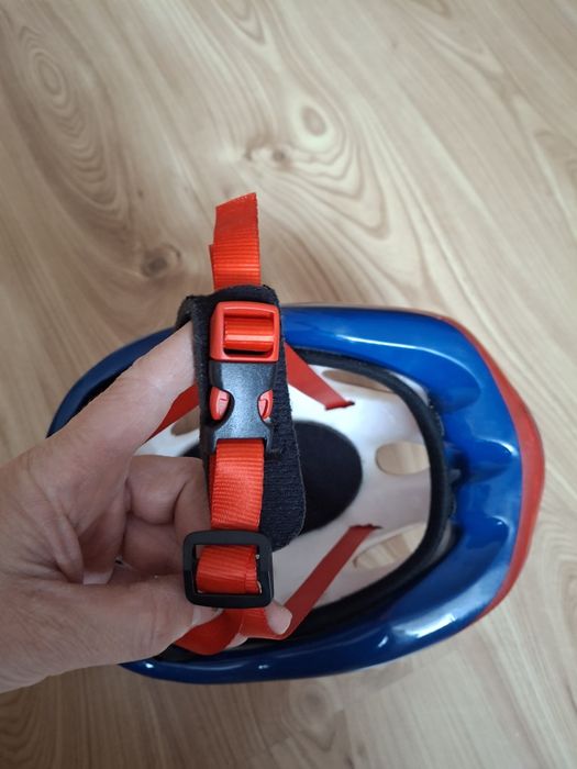 Kask spiderman 49-52 i rękawiczki rowerowe meteor