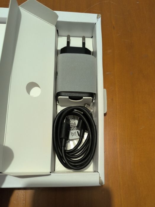 Lenovo Tab M10 Plus (3rd Gen) TB125FU + Capa e Caneta