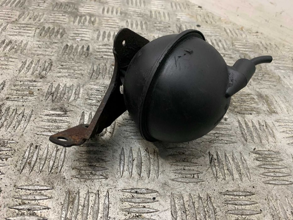 Seat Leon I Toledo II Audi Q5 Vw Golf IV Zbiorniczek Podciśnienia