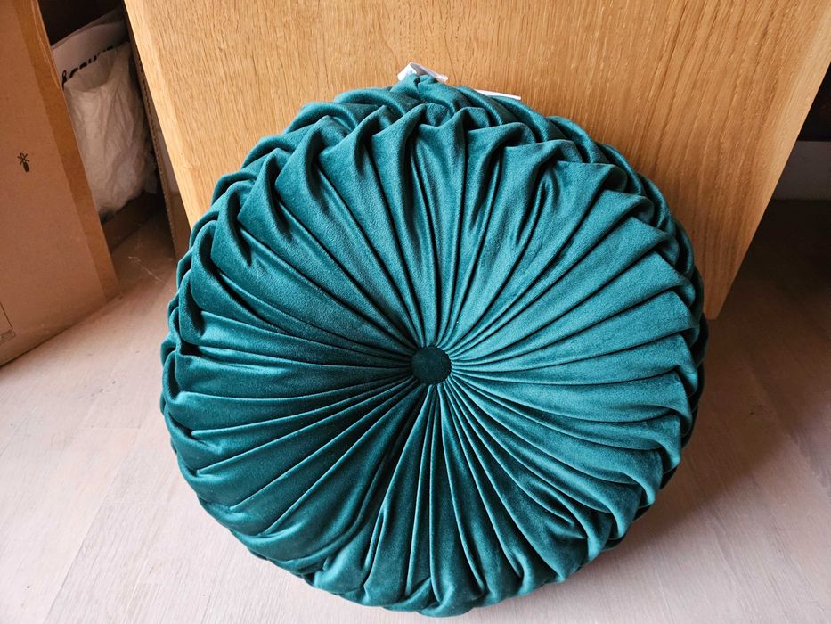 Poduszki dekoracyjne welurowe okrągłe