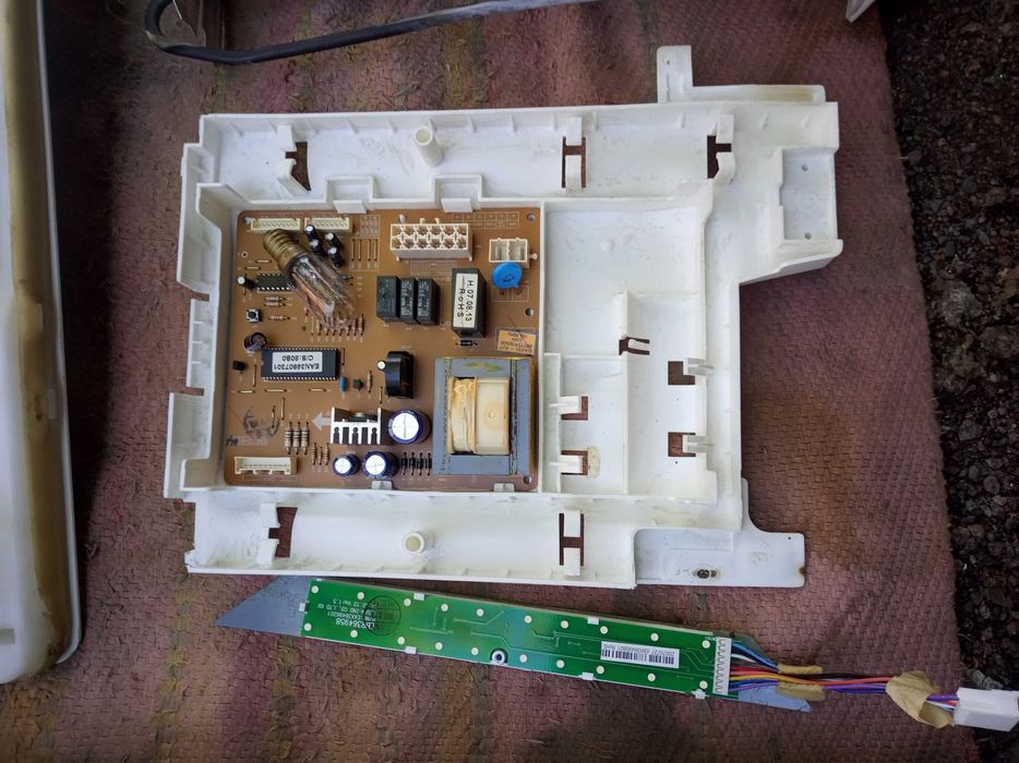 холодильник по запчастям LG GR-B429BLCA
