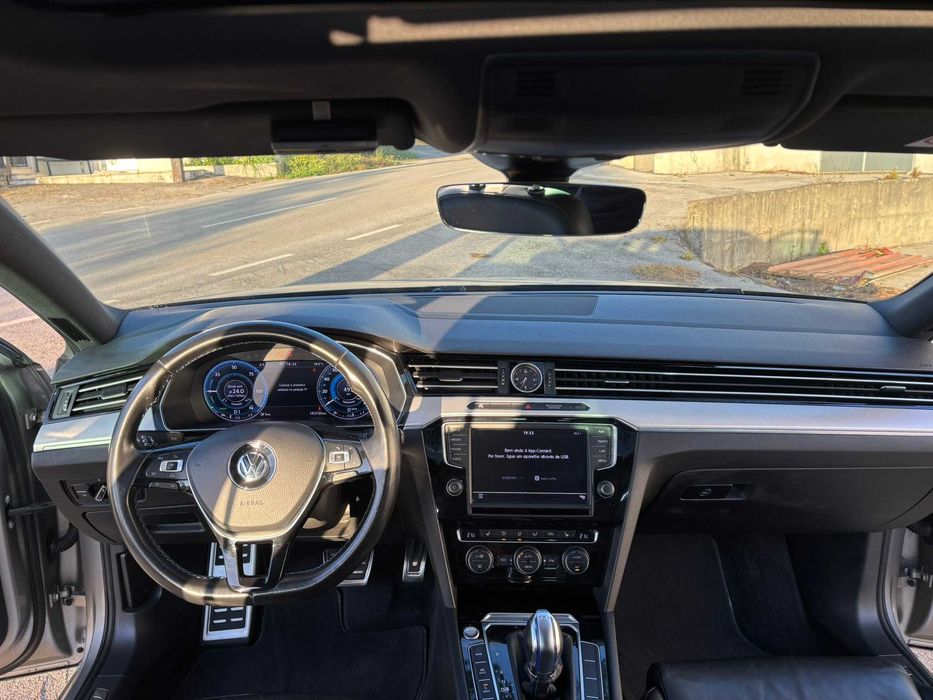 VW Passat GTE Variant Hibrido Plug-In